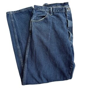 RUSTLER Denim Jeans Men Size 42x32 Regular Fit Straight Cut Work Outdoors Blue